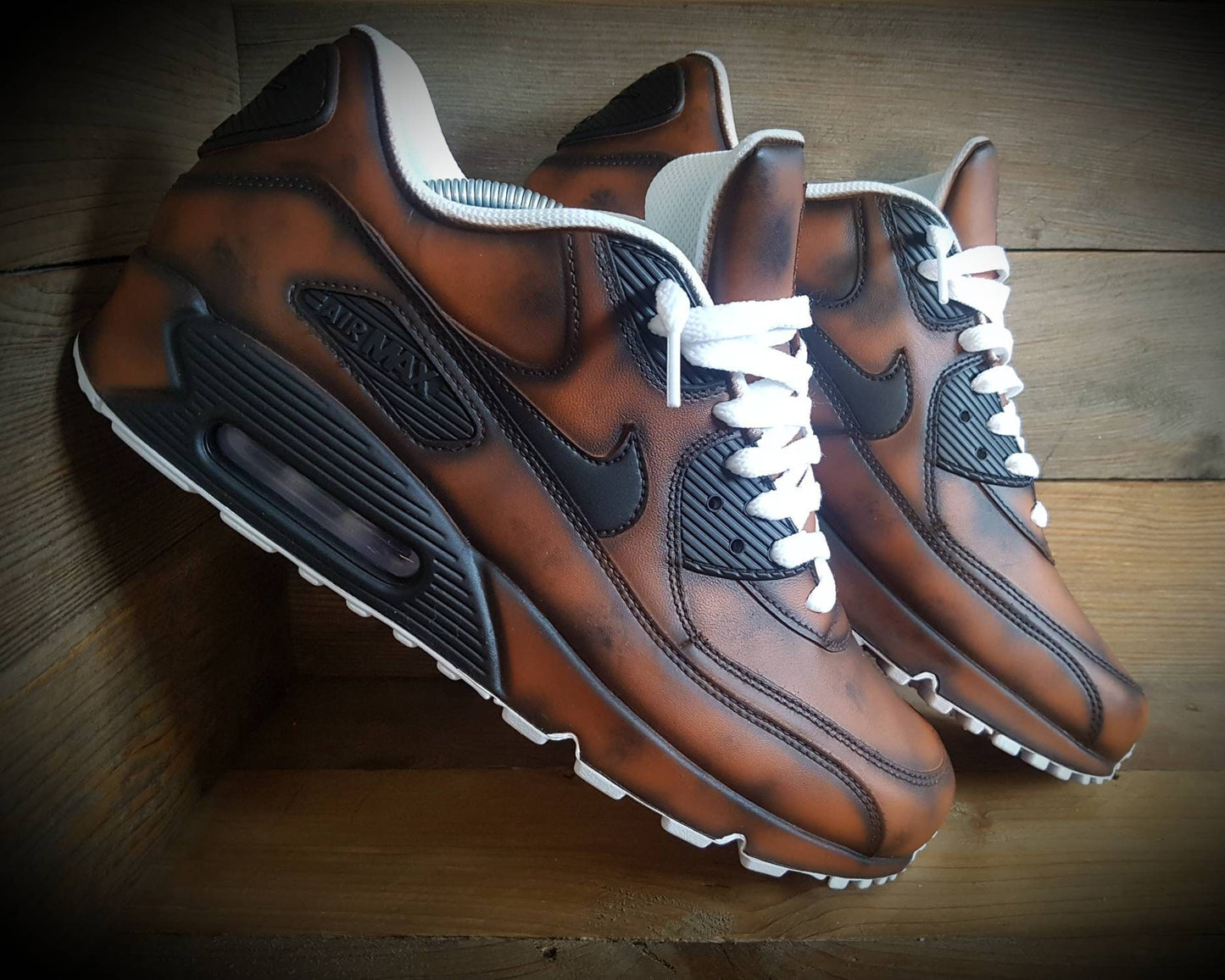 Nike Air Max 90: Aged Leather